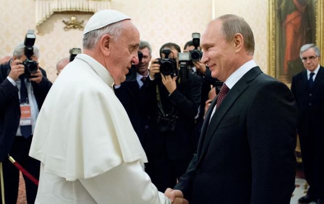 Папа Римский подарил Путину медаль с изображением ангела-миротворца