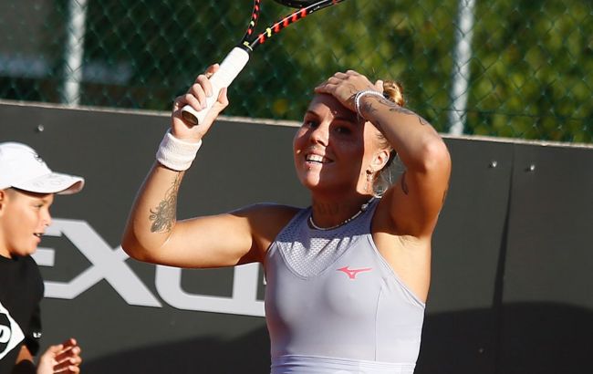 Олейникова разгромила соперницу из Бурунди и оформила путевку в 1/4 финала WTA в Чили