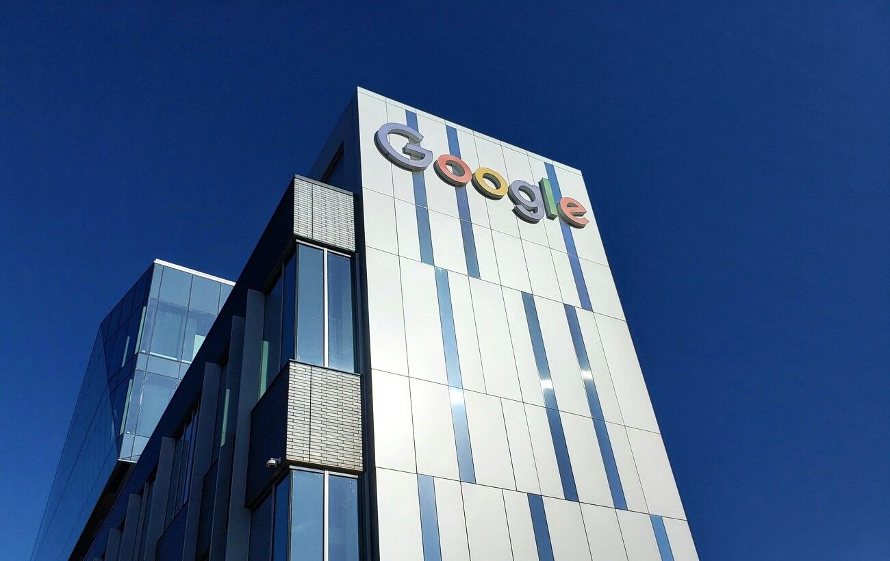 Зробить формули й презентації: Claude інтегрували у Google Workspace