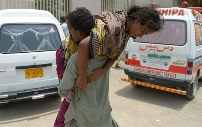 Количество погибших от жары в Пакистане превысило 800 человек