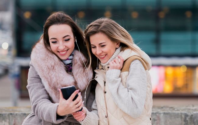 Астропрогноз на 10 грудня. Як налаштуватися на позитив та що треба зробити цього вівторка