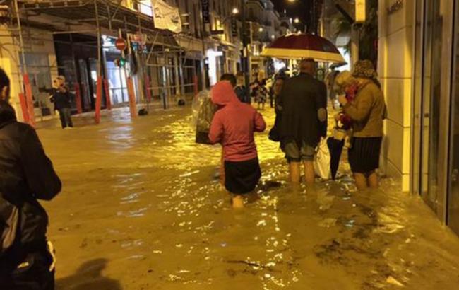 На юге Франции в результате наводнения погибли 16 человек