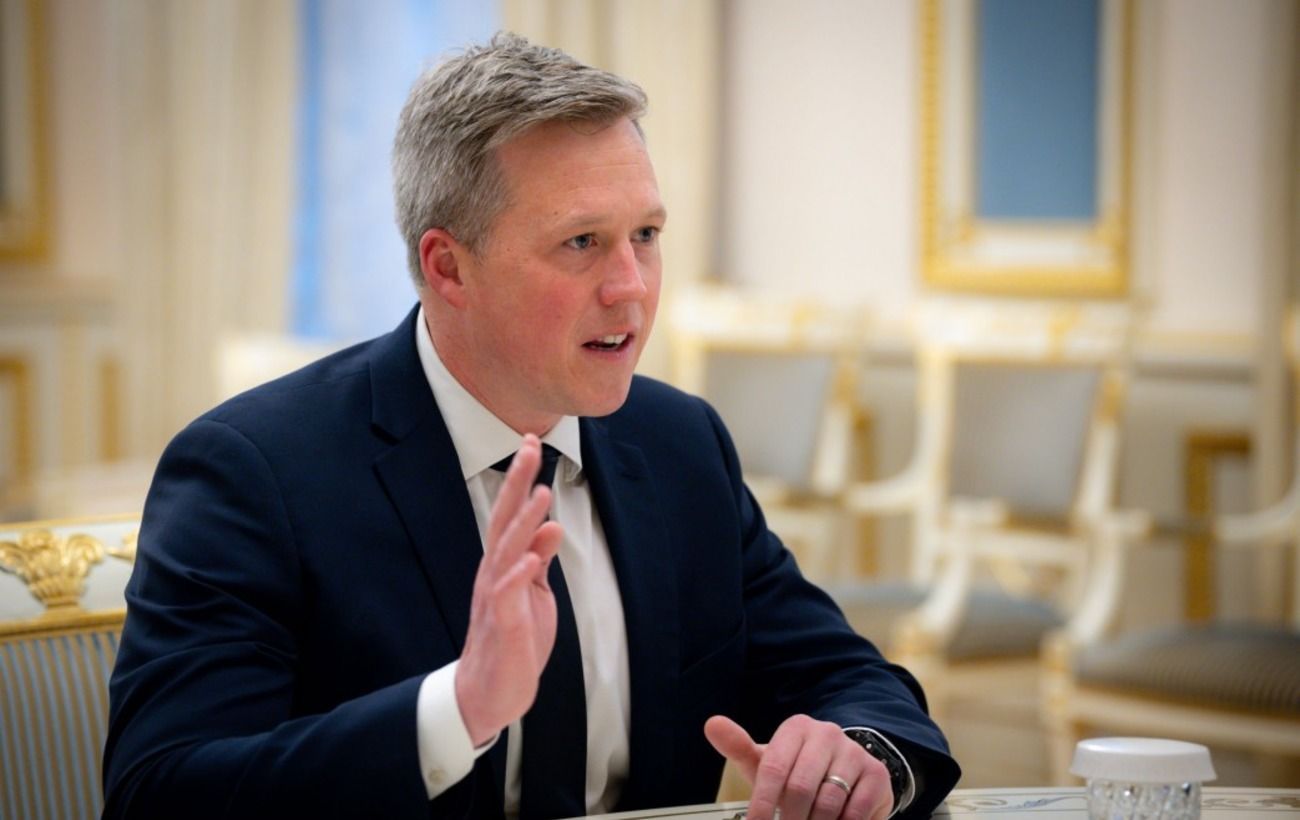 Міністр армії США може відвідати РФ для переговорів щодо України, - CBS