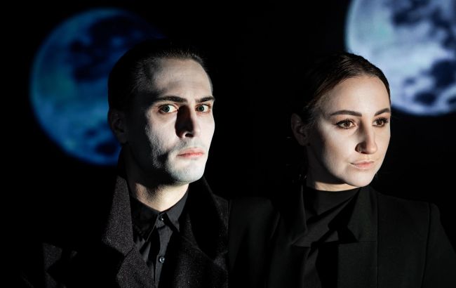 Премьера о боли и поисках себя: почему стоит пойти на спектакль "Чорна шаль" в Киеве