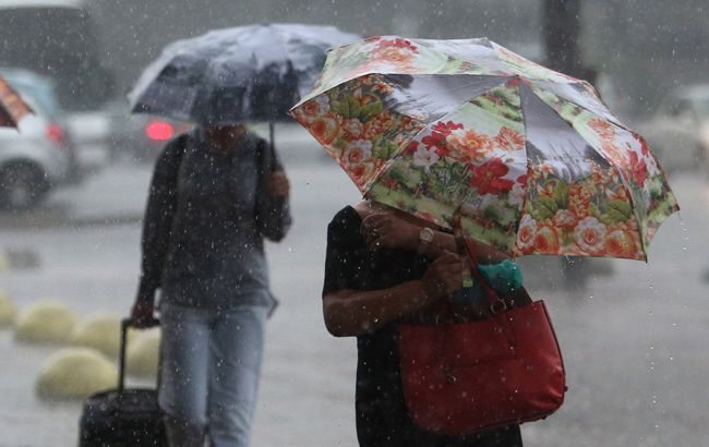 Синоптики дали новий прогноз на червень: тепла не чекайте