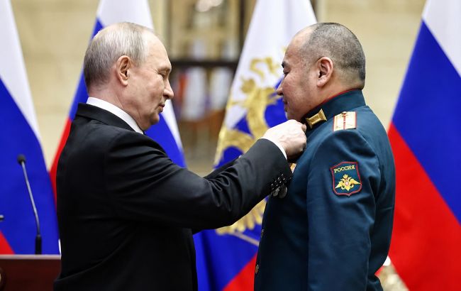 Дроны "минуснули" оккупанта, который отчитывался Путину о "взятии" Северска (видео)