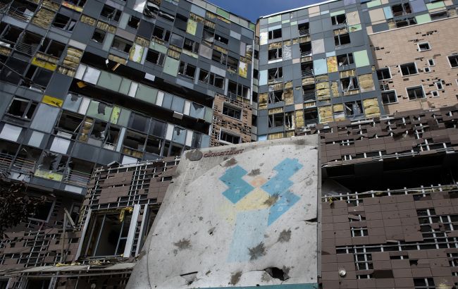 Ремонт без зупинки лікарні. Стало відомо, коли відновлять пошкоджений корпус Охматдиту