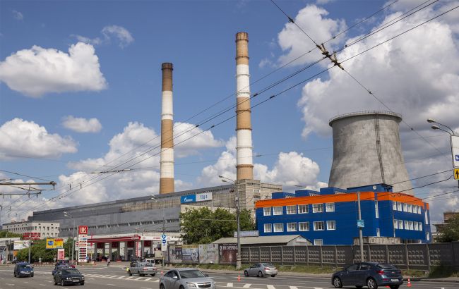 Московську ТЕЦ укріплюють після масштабної атаки українських дронів (відео)