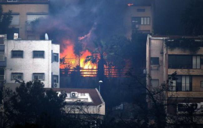 Пожары в Израиле: МИД открыл дополнительную "горячую линию" для украинцев в Хайфе