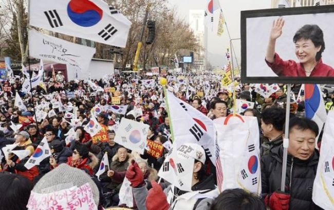 В Сеуле прошел очередной митинг с требованием отставки президента