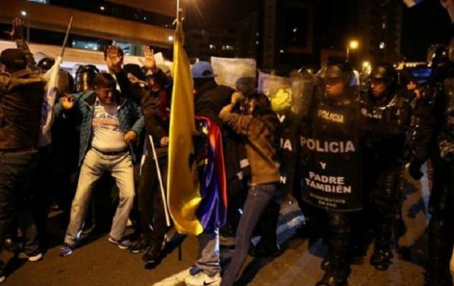 Через результати виборів президента Еквадору в країні почалися акції протесту