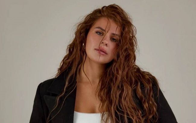 Носить підробки та краде у секонд-хенді: Ніколас Карма розсекретив вартість луку Саші Заріцької