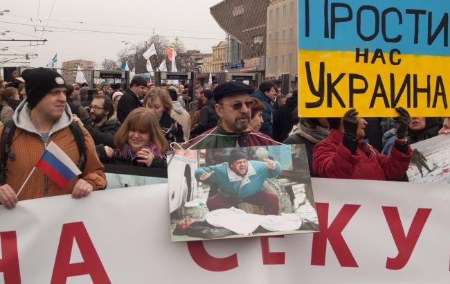 "Поезд ушел": москвичи рассказали, считают ли себя виновными в преступлениях, совершенных властью