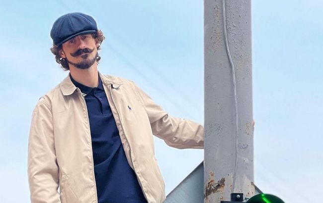 Покупает ношеные кроссовки: Николас Карма узнал стоимость лука известного комика Антона Мурафы (видео)