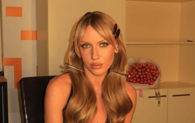 Леся Нікітюк показала, як носити шкіру і total-black: зухвалий "лук", який хочеться повторити