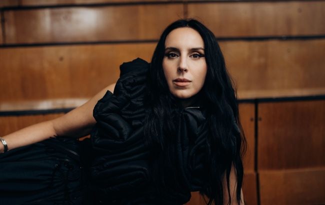 Такою ви її не чули! Джамала вразила новим звучанням і сміливим кліпом