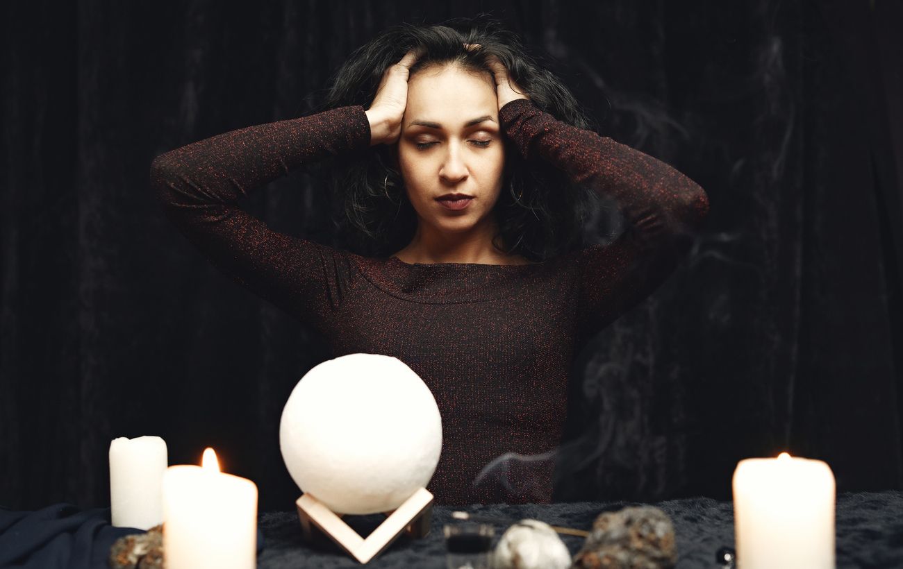 Нависла чорна хмара: ці знаки Зодіаку ризикують сильно помилитися вже днями