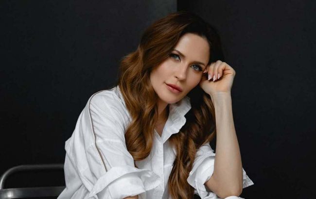 Білий - тренд 2026 року: ось як Наталка Денисенко носить наймодніший колір навіть взимку