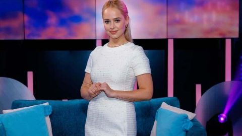 Известный певец поставил точку на слухах о романе с победительницей "Холостяка"