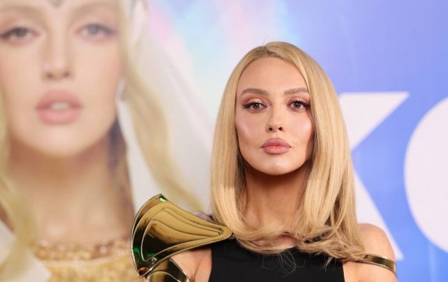 Трансформация Оли Поляковой: от "шлепок" до главной поп-дивы страны