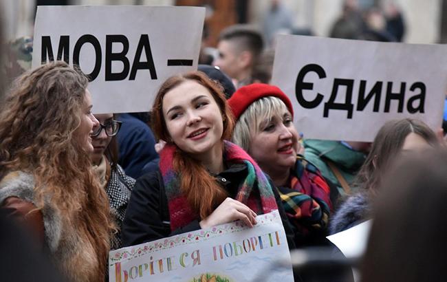 Политолог рассказал, грозят ли украинцам конфликты на языковой почве