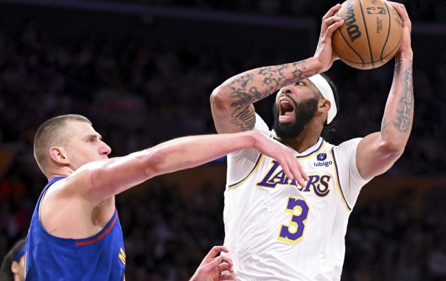 НБА: "Лейкерс" проиграли "Денверу" третий матч финала на Западе