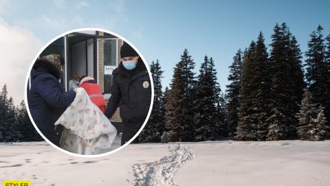 7 километров по глубоким сугробам: спасатели нашли юношу, заблудившегося в лесу под Черниговом