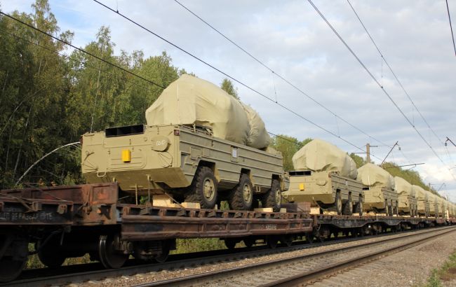 РФ отправила на Донбасс 40 вагонов с военной техникой, - Лысенко