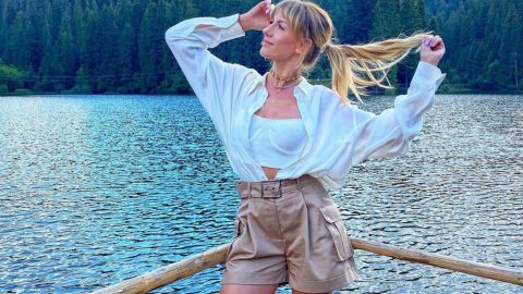 Это просто невероятно: стильная Леся Никитюк показала самое красивое поле в Карпатах (фото)