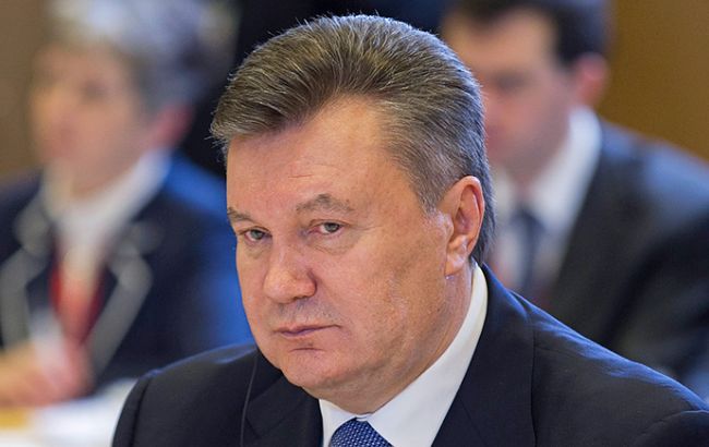 Допит Януковича: суд відмовився долучити до справи 4 томи додаткових доказів