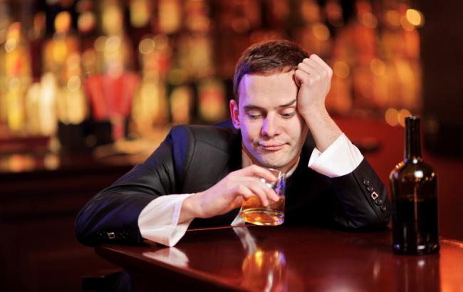 Меньше пить: ученые отыскали "сигнальный путь" алкоголизма