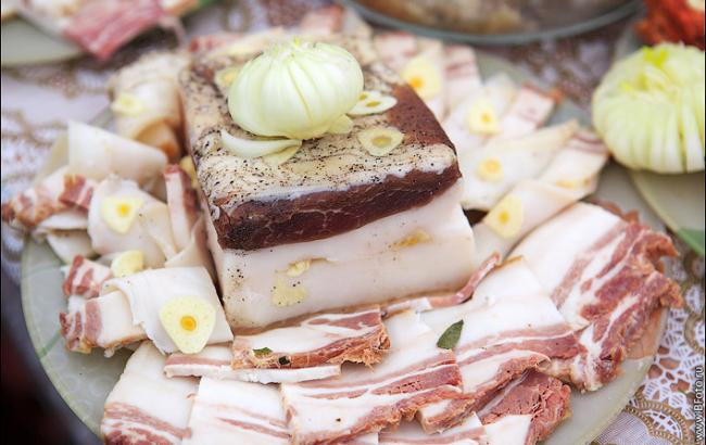 Украинская панацея: названы 5 полезных свойств сала для зимнего рациона