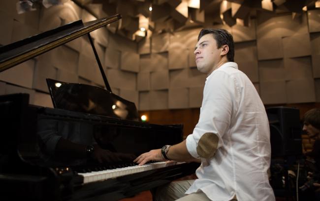 Піаніст Євген Хмара: моя мрія прославити Україну музикою