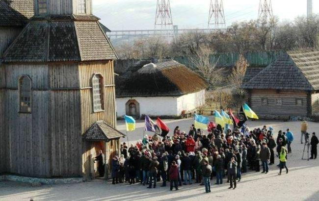 В Запорожье студенты устроили флешмоб-молитву об Украине