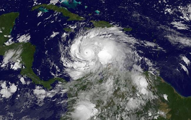 NASA научится предсказывать начало и силу ураганов