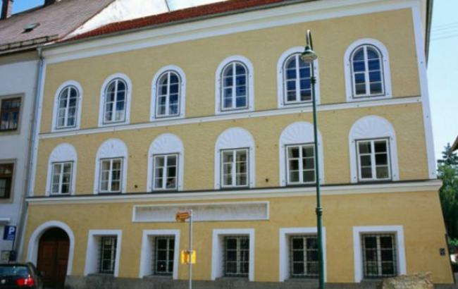 В Австрії через поклоніння неонацистів конфіскували будинок Гітлера