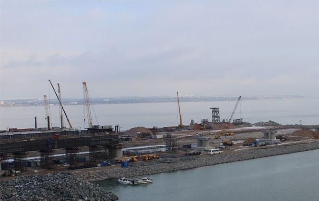 В сети показали застой на строительстве моста Путина в Крым