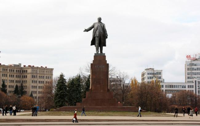 В Харьковской области решили судьбу Ленинов: на металлом и торги