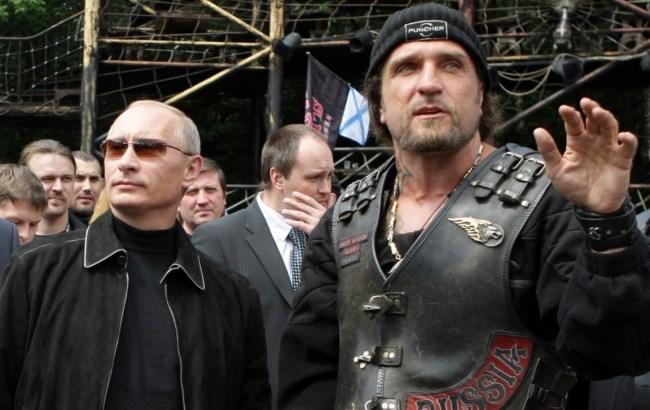 Путин дал "Ночным волкам" $50 тыс. для "единения братских славянских народов"