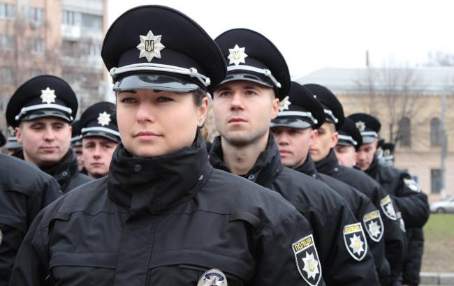 На Буковине полицейские начали колядовать перед Рождеством