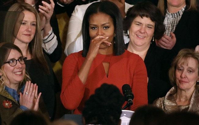 Мишель Обама чуть не расплакалась во время прощальной речи