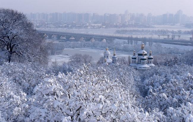 Синоптик пояснила, коли у Києві закінчаться снігопади