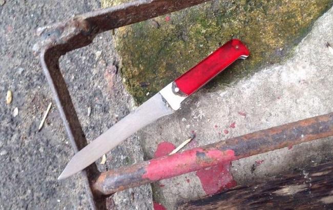 В Днепропетровске "полицейский" с ножом напал на студентку