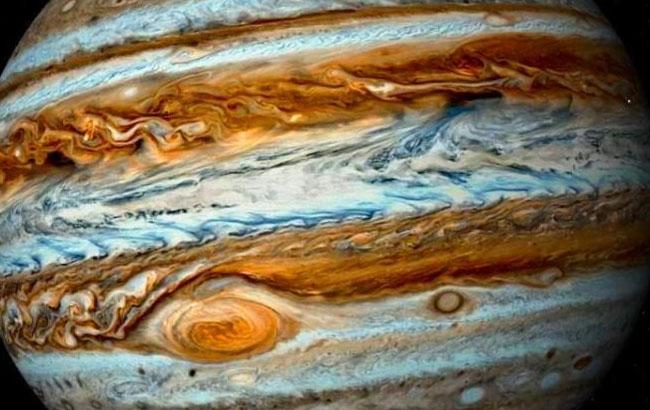 NASA опублікувало новий незвичайний знімок Юпітера