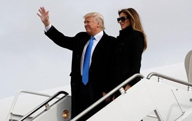 Дональд Трамп с семьей прибыл в Вашингтон