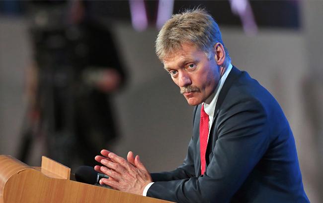 Соцсети отреагировали приколами на заявление Пескова о войне с англосаксами