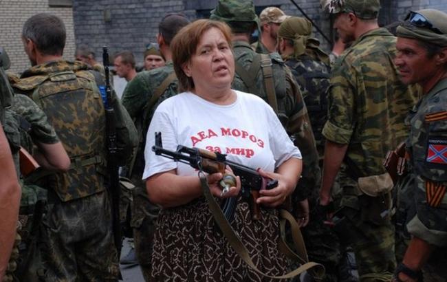 В "ДНР" девушек призывают воевать