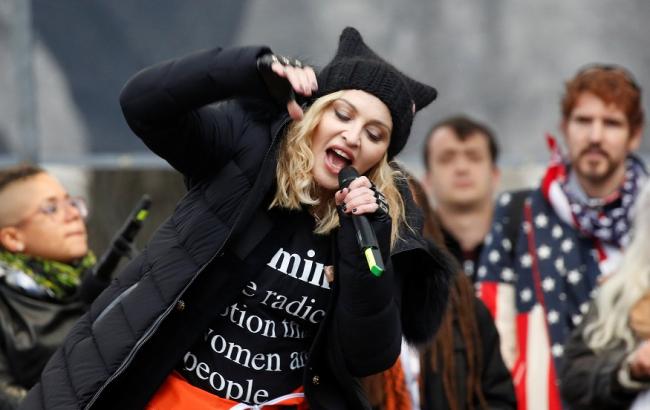 В США радиостанция запретила Мадонну из-за критики Трампа