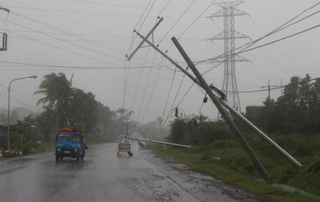 В результаті тайфуну Коппу на Філіппінах загинуло 4 людини
