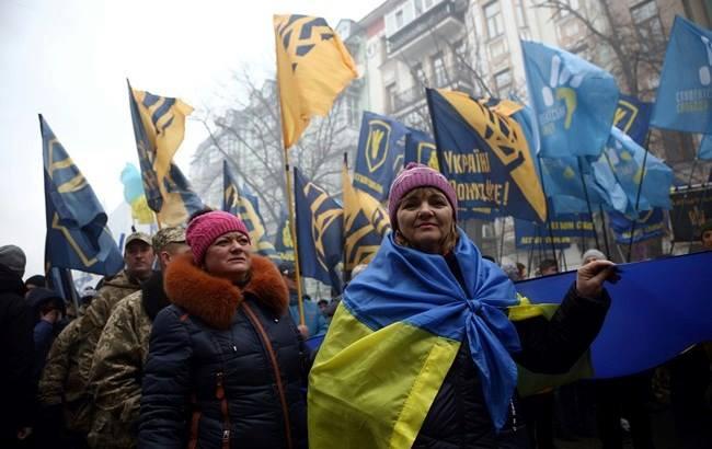 В Киеве прошел марш национального достоинства: опубликованы эксклюзивные фото